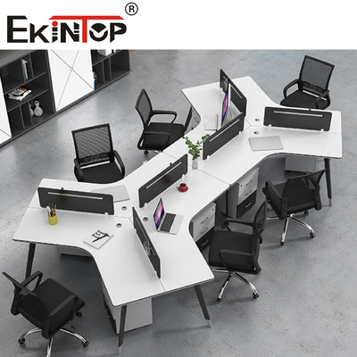 2つの4つの6人のオフィスの仕切りのキュービクル ワークステーション モダンなデザインのオフィス用家具
