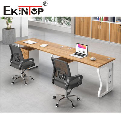 Foshan Factory Modern Partition Office Deskキュービクルモジュラーワークステーションデスクオフィステーブル
